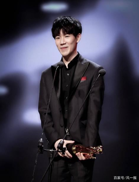 Team WE 官方：辅助选手 Mark 已断开连接并恢复为自由球员状态